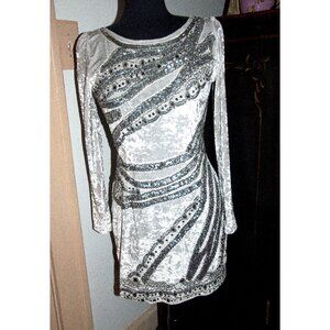 Kimchi Blue Silver Crushed Velvet Beaded Stretch Mini Dress Sz L